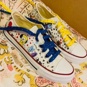 BT21 converse